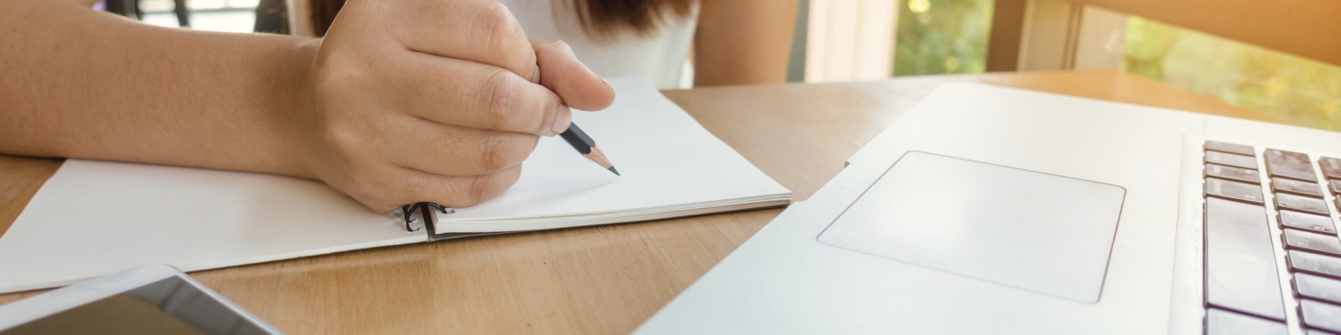 Bei uns findet jeder eine Klasse für sich! Wir bringen Dich schnell und zuverlässig auf den Weg zu Deinem Führerschein.